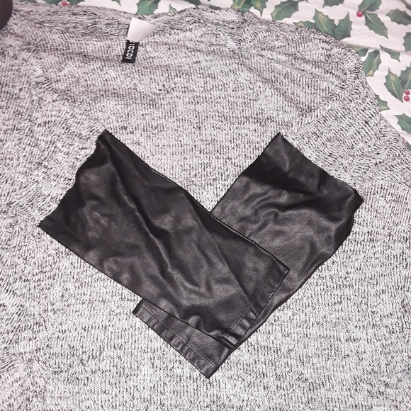 Size medium lot in women - Picture 4 of 8